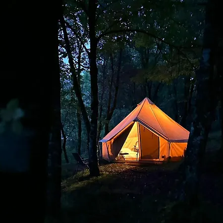 Acampale - Glamping La Garrotxa - Campsite *